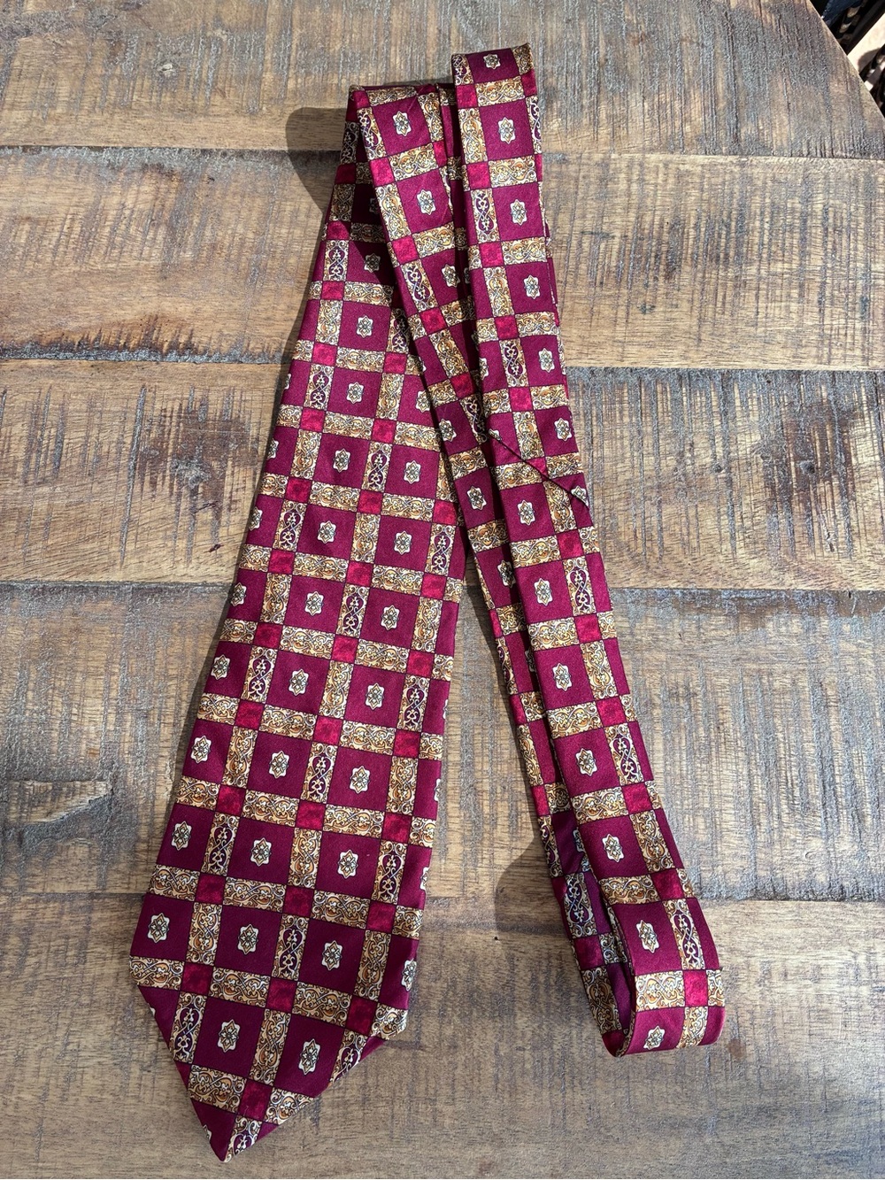 Shore & Singer Vintage Geometric Silk Tie Burgundy Gold Made in USA